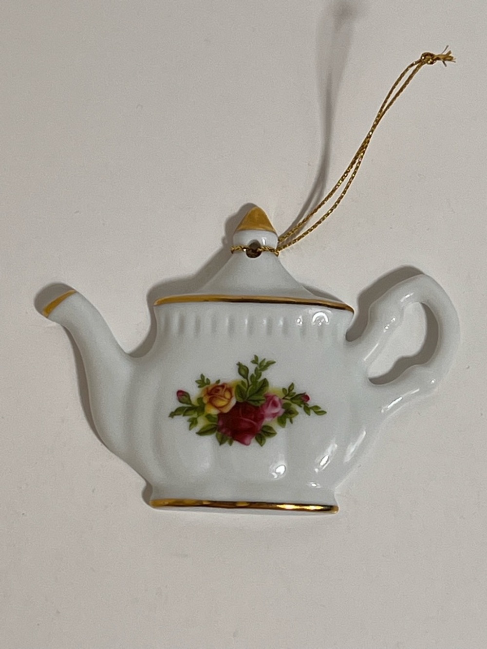 Vintage 1962 Royal Albert Old Country Roses Teapot Christmas Tree Ornament